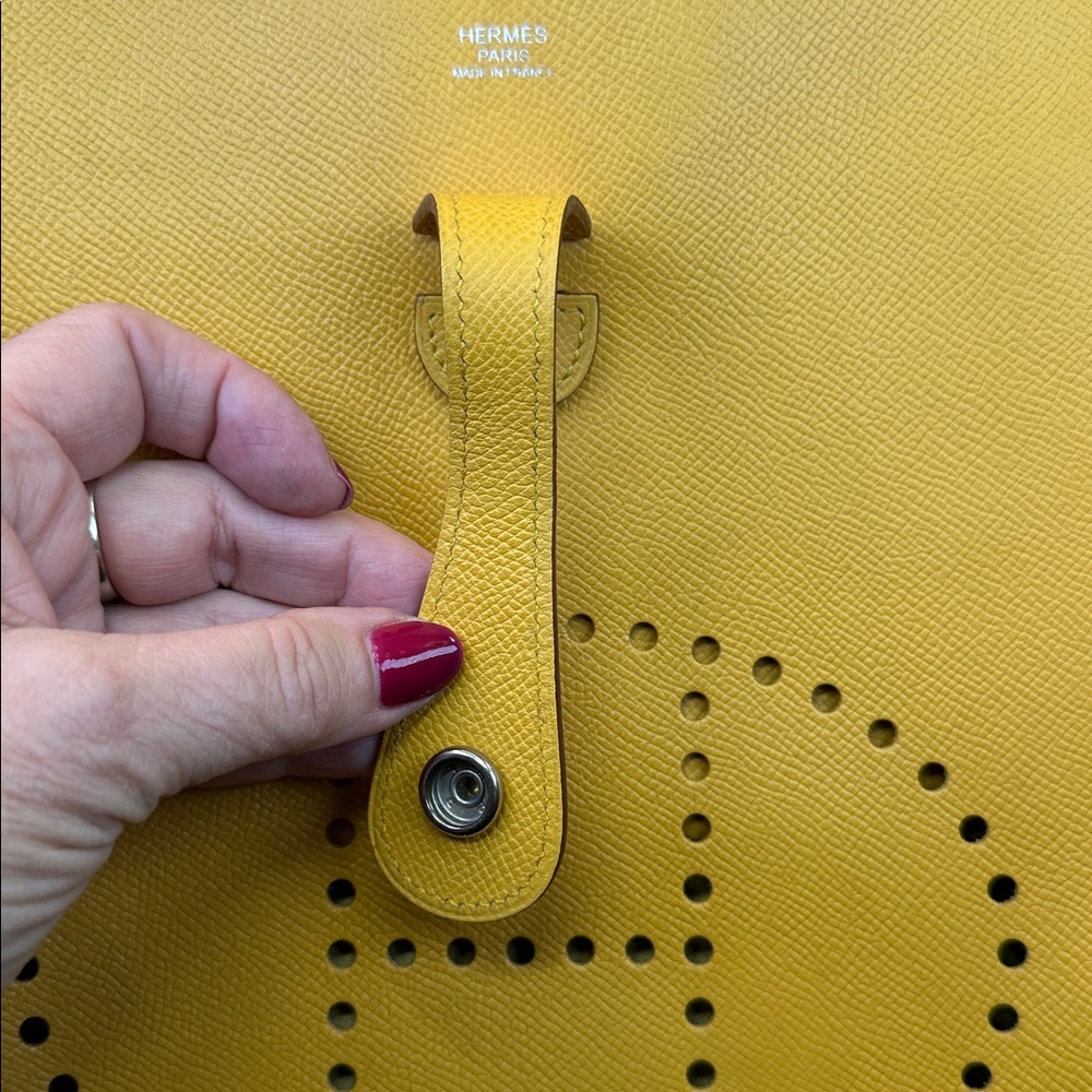 Hermes Evelyne PM Petit Modele Mustard Yellow Palladium HDW Square M 2009 COA - Picture 17 of 17